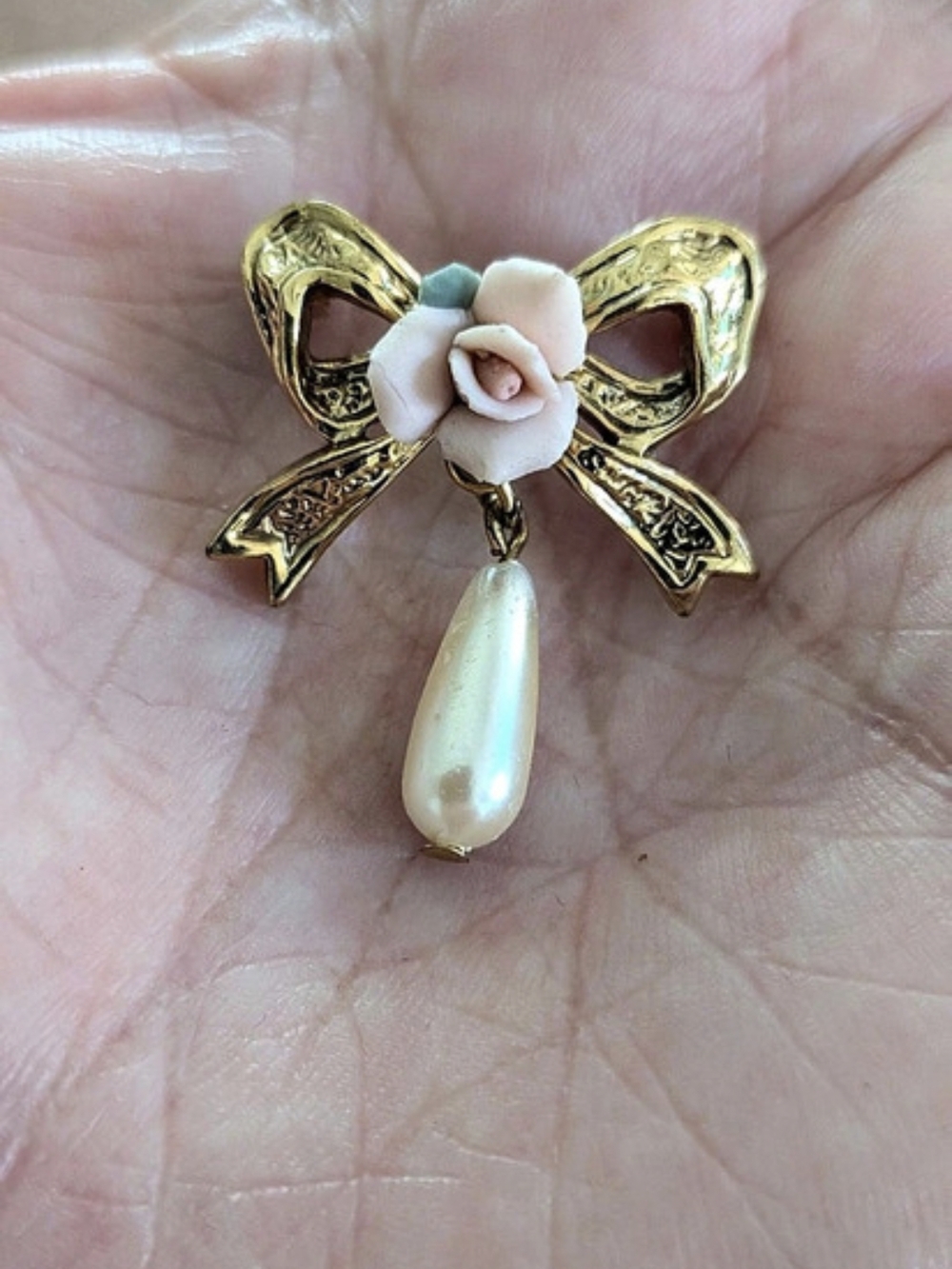 Vintage Gold Tone Bow with Porcelain Pink Rose Flower Faux Pearl Dangle